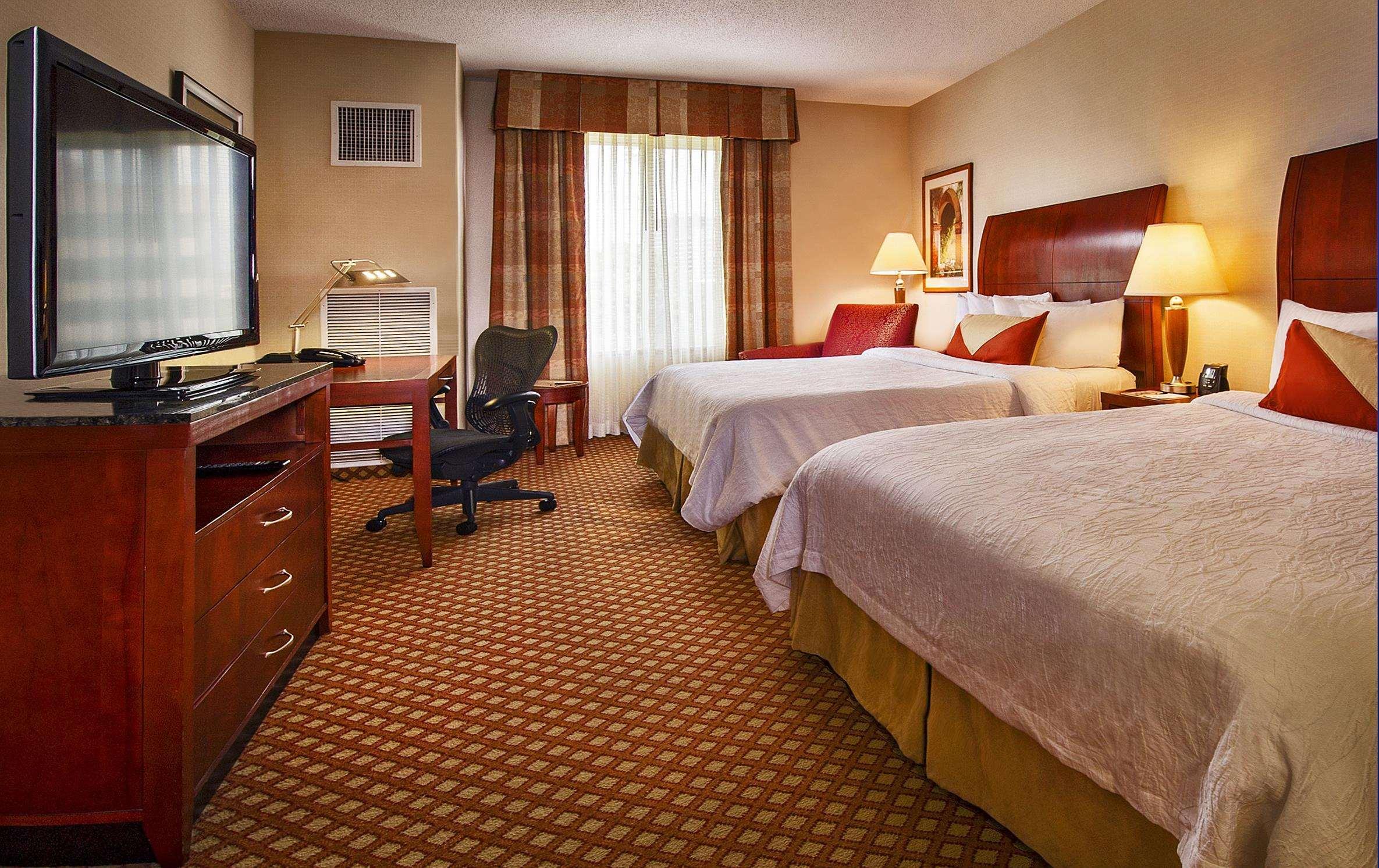 Hilton Garden Inn Tysons Corner Buitenkant foto