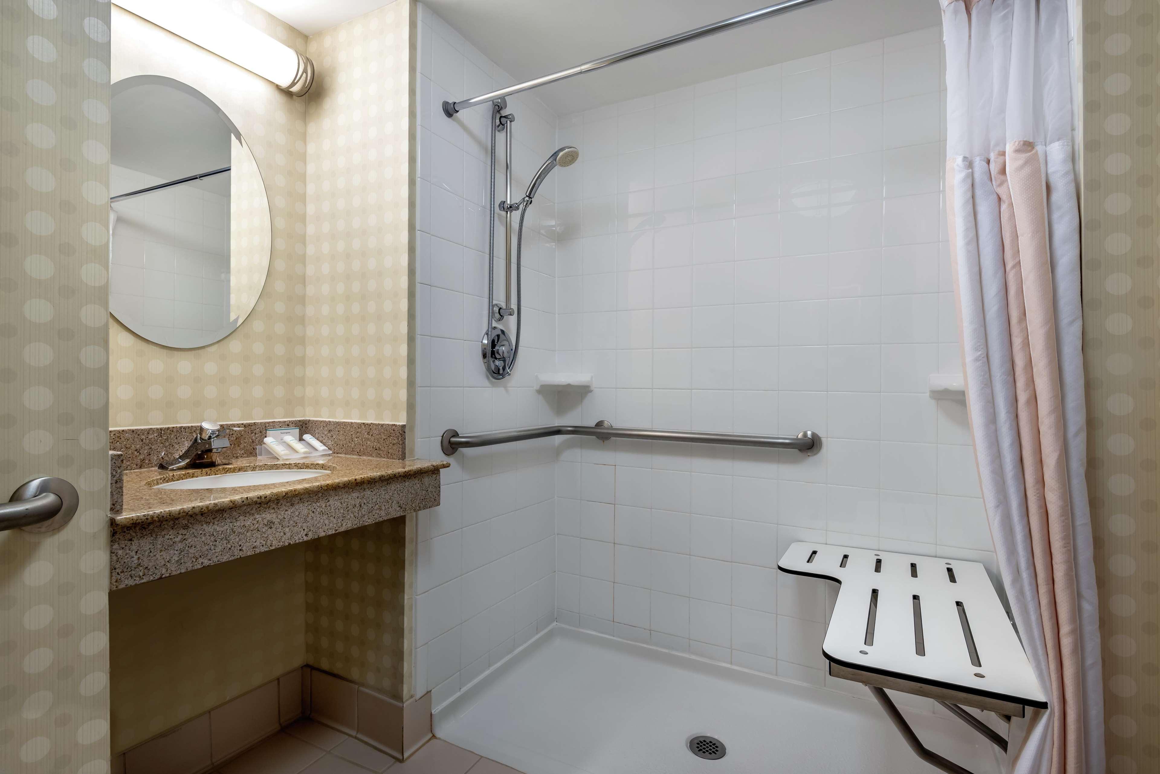 Hilton Garden Inn Tysons Corner Buitenkant foto